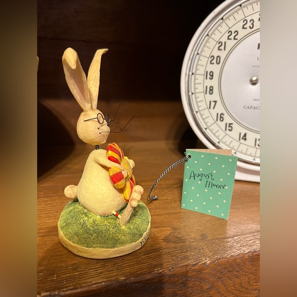 August Moon® MOONBEAMS- by Dan DiPaolo- Easter Bunny - Emmett 🐇 - Picture 12 of 12